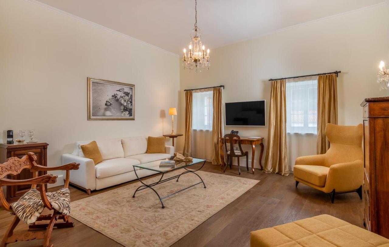 Heritage Hotel Martinis Marchi Maslinica Zewnętrze zdjęcie